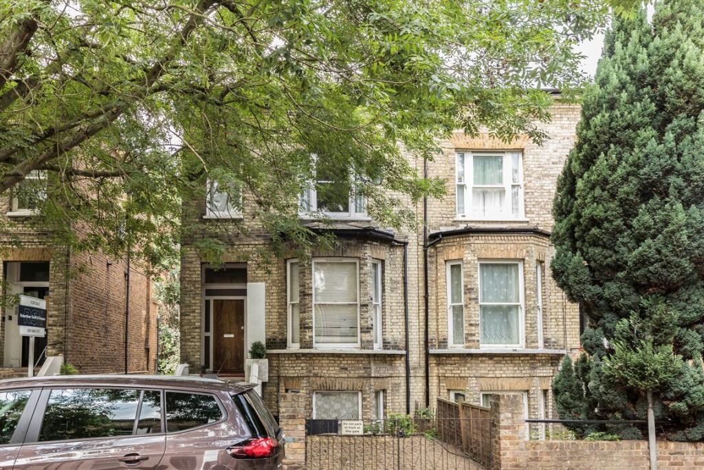1 bed 1st Floor Flat for rent in Acton. From Robertson Smith & Kempson - Ealing 1 bed 1st Floor Flat for rent in Acton. From Robertson Smith & Kempson - Ealing