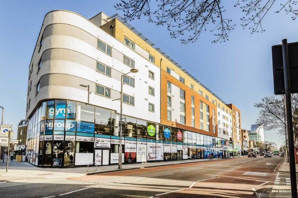 2 bed 1st Floor Flat for rent in Greenford. From Robertson Smith & Kempson - Ealing