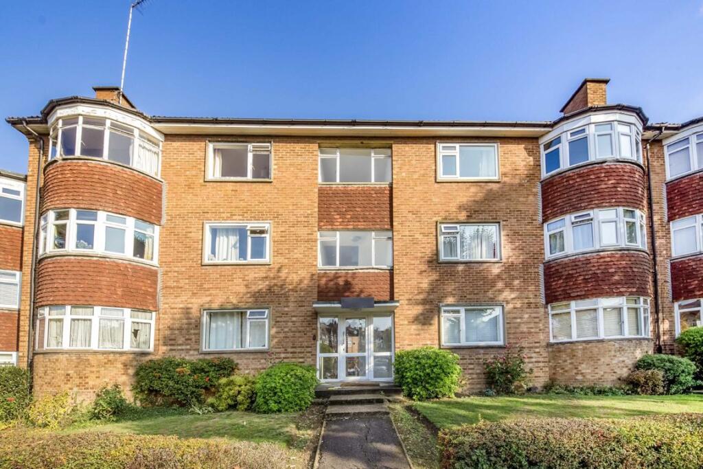 2 bed 1st Floor Flat for rent in Wembley. From Robertson Smith & Kempson - Ealing