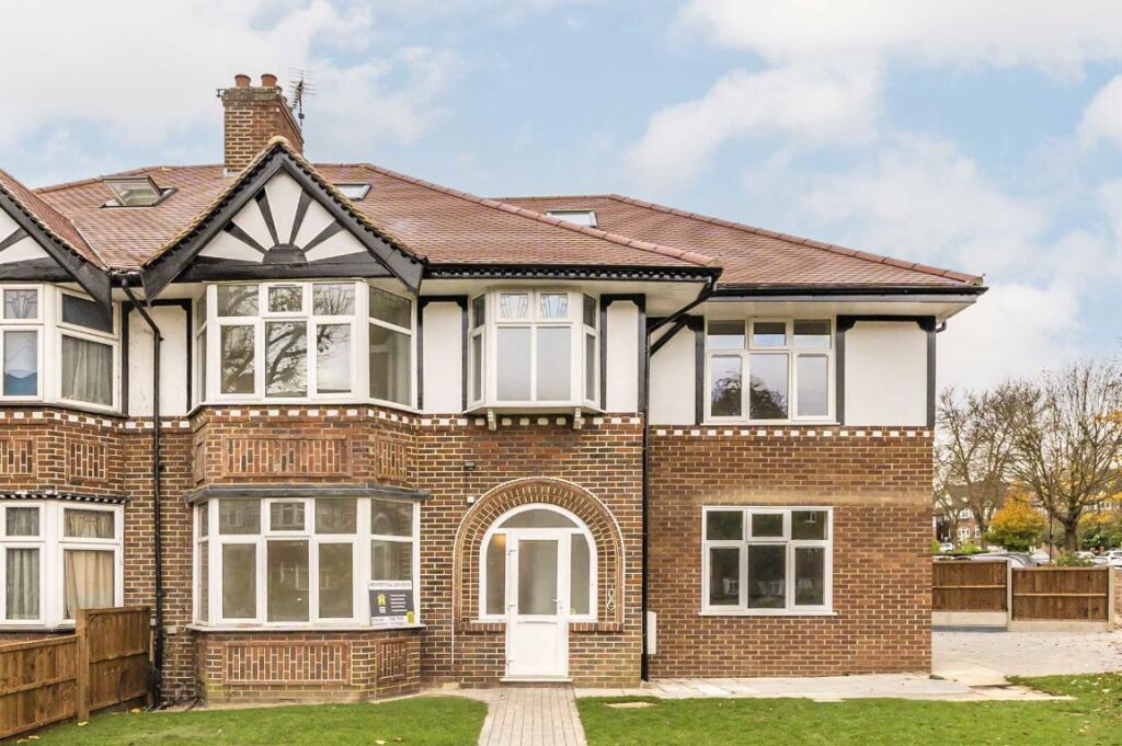 2 bed 1st Floor Flat for rent in Wembley. From Robertson Smith & Kempson - Ealing