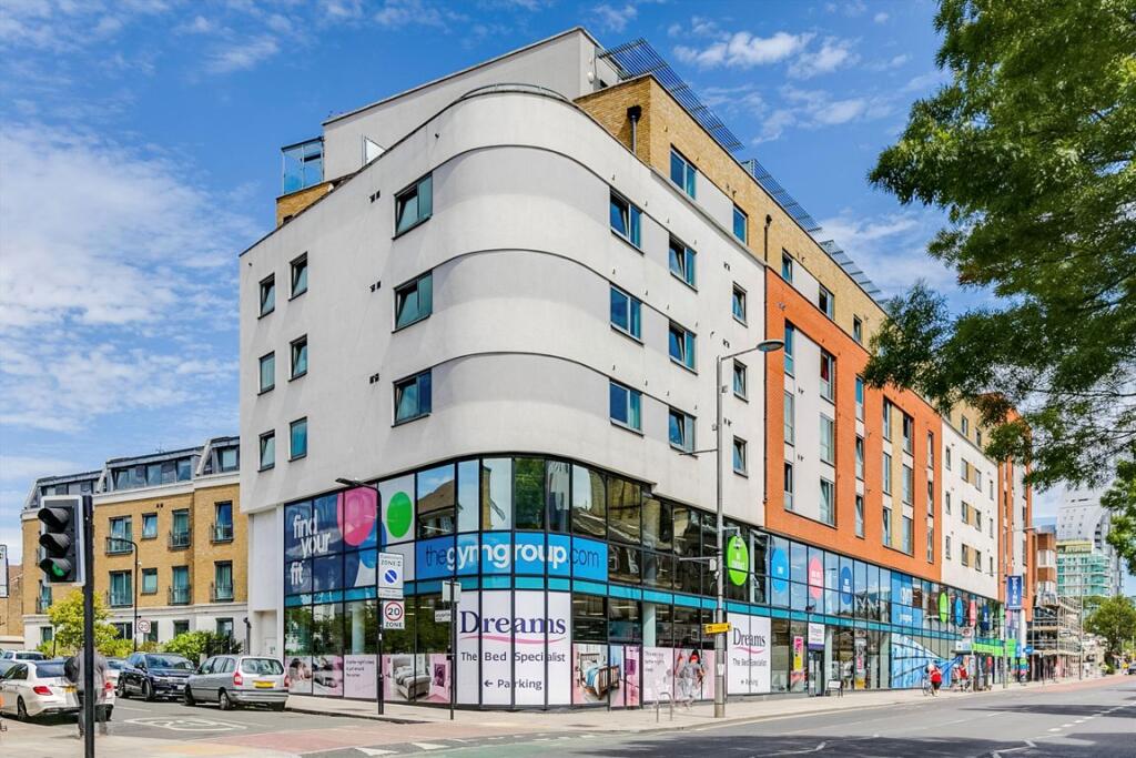 1 bed 1st Floor Flat for rent in Greenford. From Robertson Smith & Kempson - Ealing