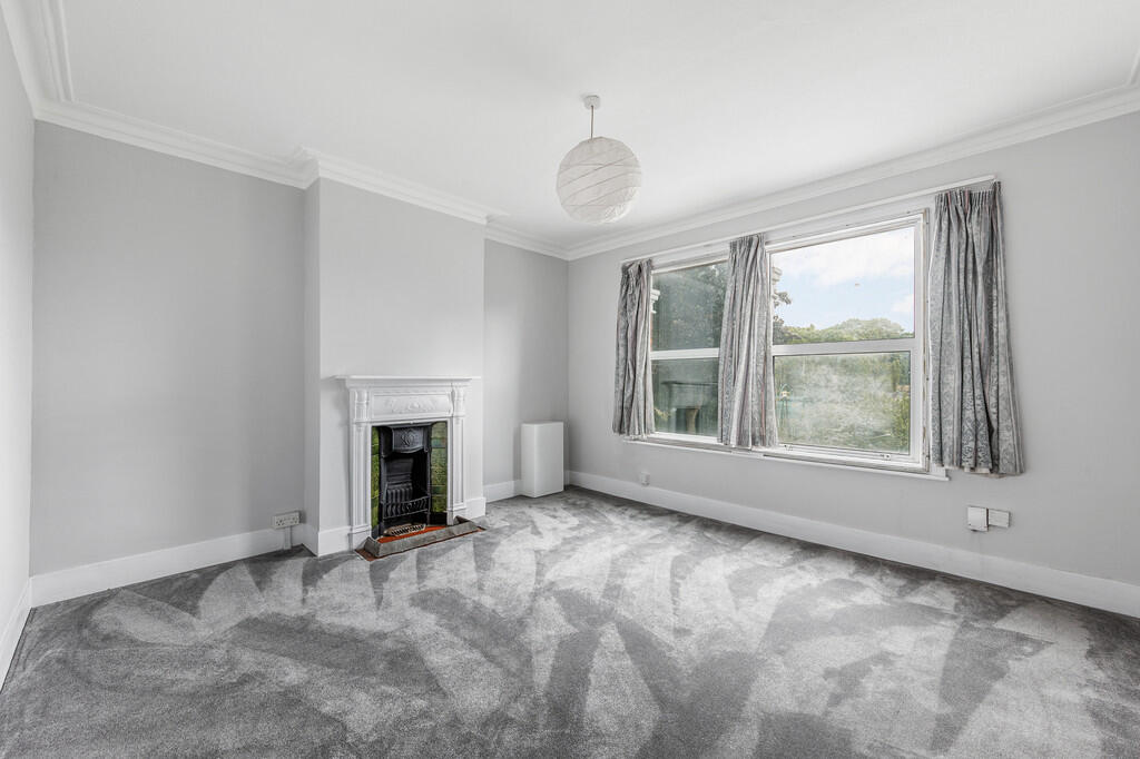 1 bed 1st Floor Flat for rent in Brentford. From Russell Collins 1 bed 1st Floor Flat for rent in Brentford. From Russell Collins