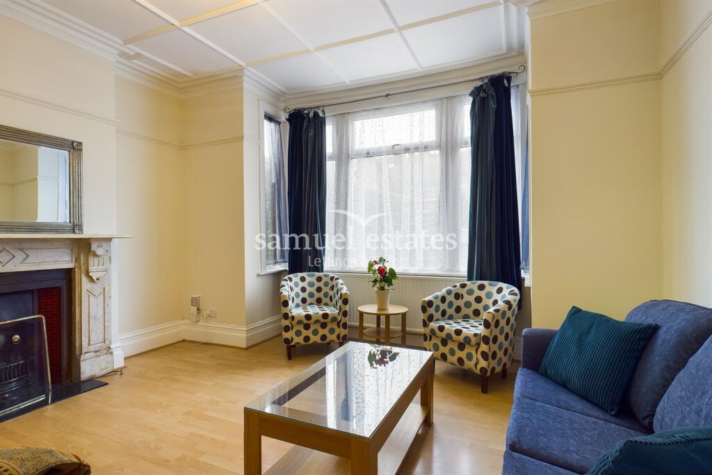 1 bed 1st Floor Flat for rent in Streatham. From Samuel Estates 1 bed 1st Floor Flat for rent in Streatham. From Samuel Estates