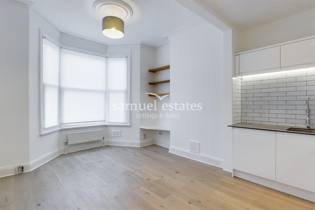2 bed 1st Floor Flat for rent in Camberwell. From Samuel Estates