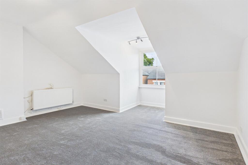 1 bed 1st Floor Flat for rent in Croydon. From Samuel Estates