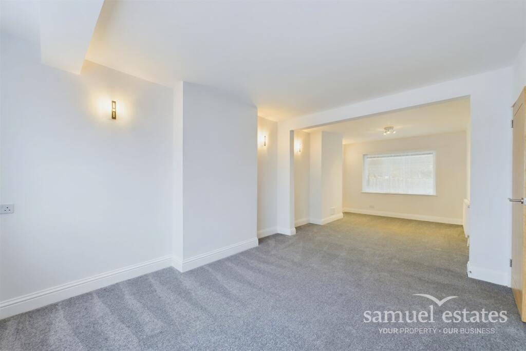 3 bed Mid Terraced House for rent in Croydon. From Samuel Estates