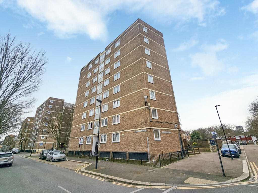 2 bed Flat for rent in Woolwich. From Samuel King Estate Agents
