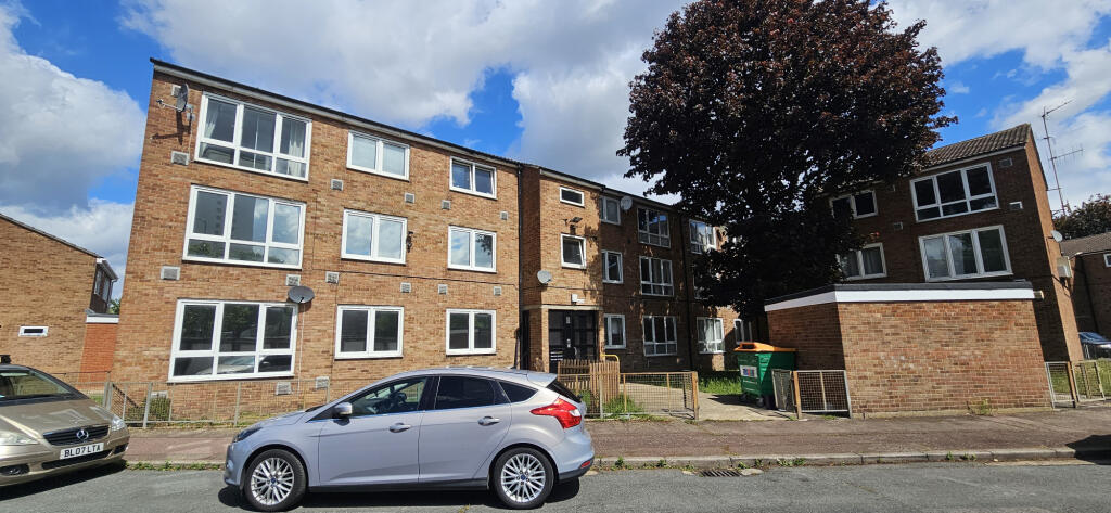 2 bed 1st Floor Flat for rent in West Ham. From Samuel King - Canning Town 2 bed 1st Floor Flat for rent in West Ham. From Samuel King - Canning Town