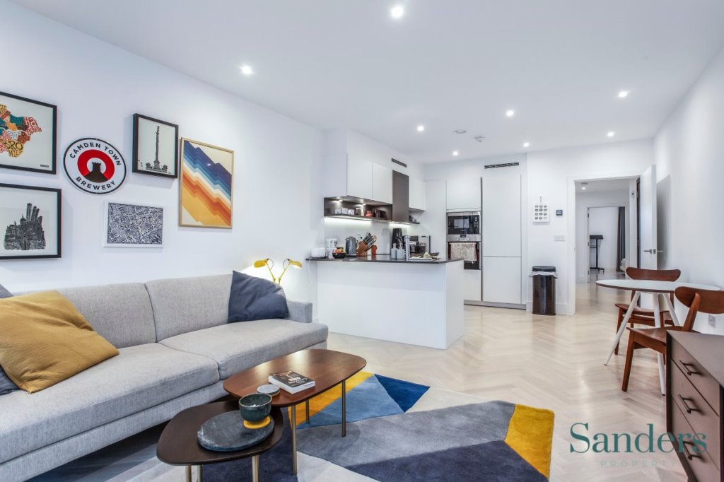 2 bed 1st Floor Flat for rent in Islington. From Sanders Property