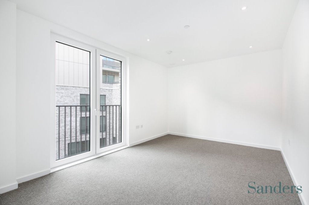 2 bed 1st Floor Flat for rent in Whitechapel. From Sanders Property