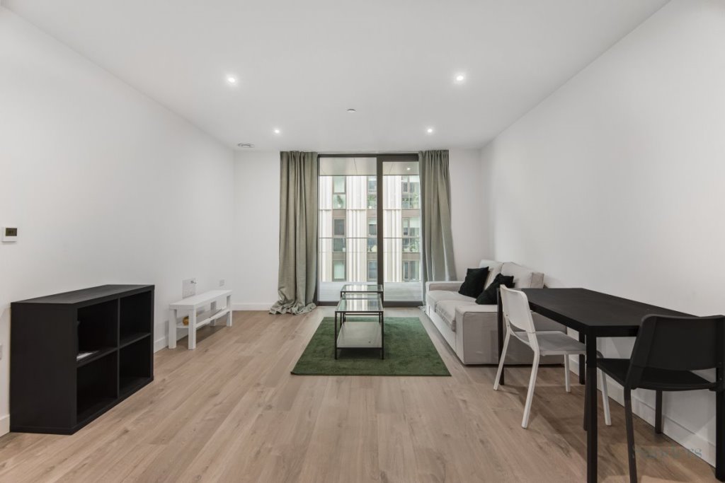 1 bed 1st Floor Flat for rent in Stoke Newington. From Sanders Property