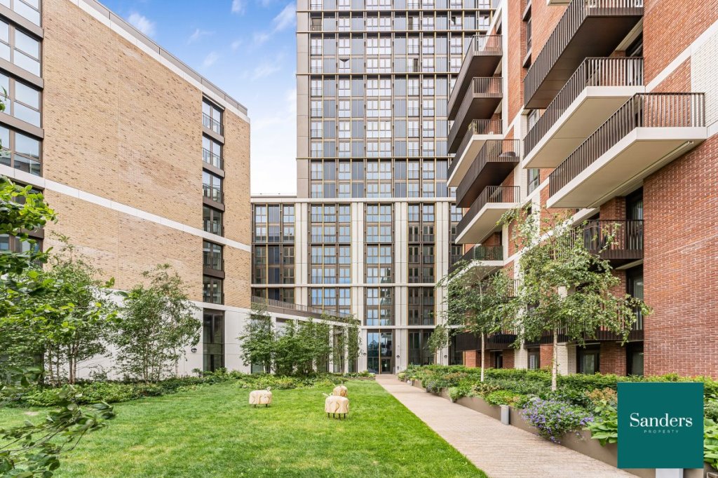 3 bed 1st Floor Flat for rent in West Ham. From Sanders Property 3 bed 1st Floor Flat for rent in West Ham. From Sanders Property