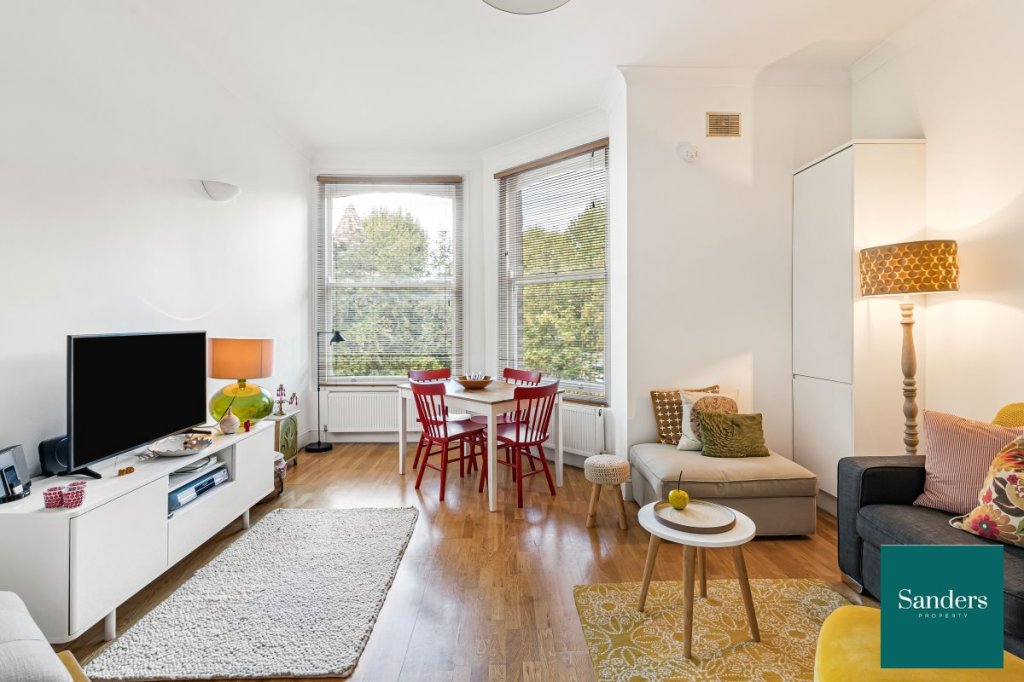 2 bed 1st Floor Flat for rent in Highbury. From Sanders Property
