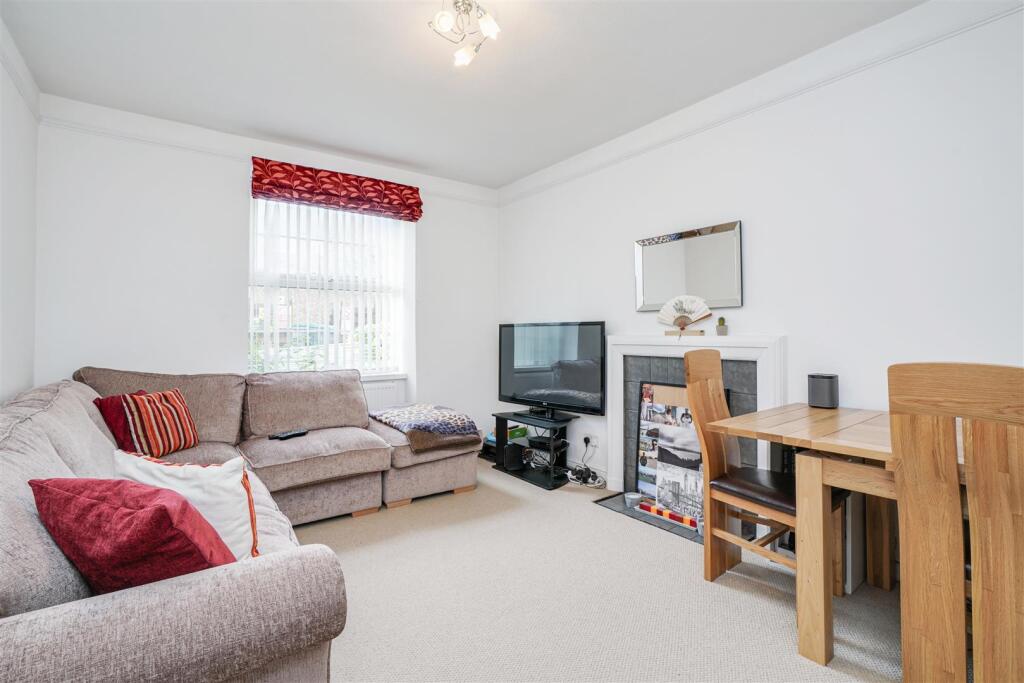 2 bed 1st Floor Flat for rent in Wembley. From Sargeants - Ealing