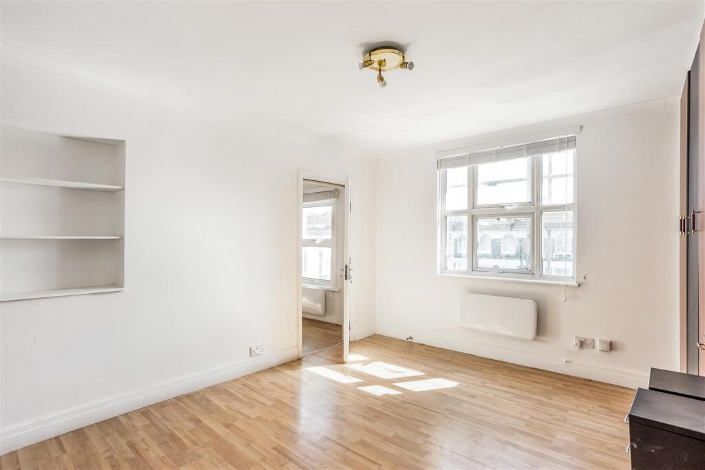 1 bed 1st Floor Flat for rent in Acton. From Sargeants - Ealing