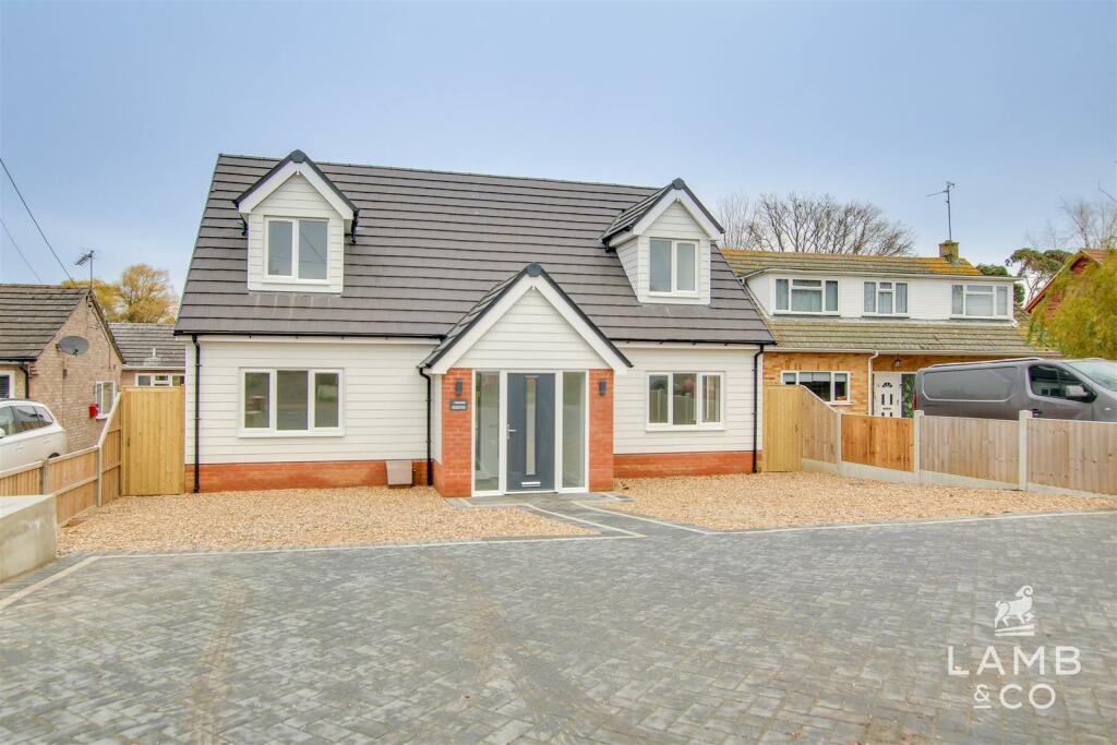 5 bed Detached House for rent in Point Clear. From Scott Sheen and Partners