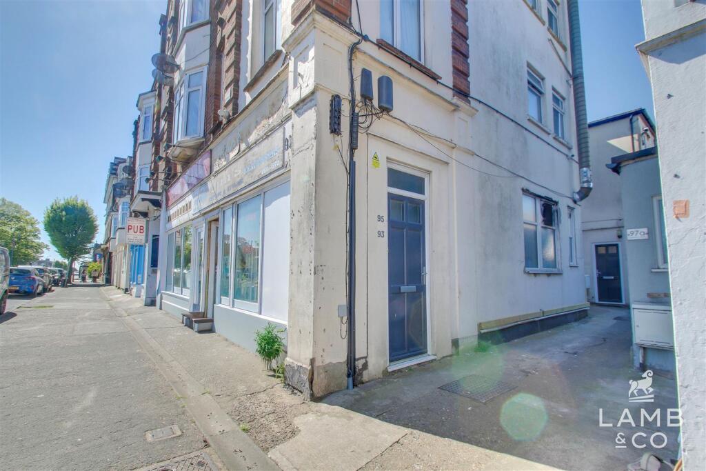 2 bed 1st Floor Flat for rent in Clacton-on-Sea. From Lamb & Co - Clacton on Sea