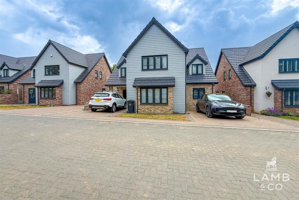 5 bed Detached for rent in Frating Green. From Lamb & Co - Clacton on Sea