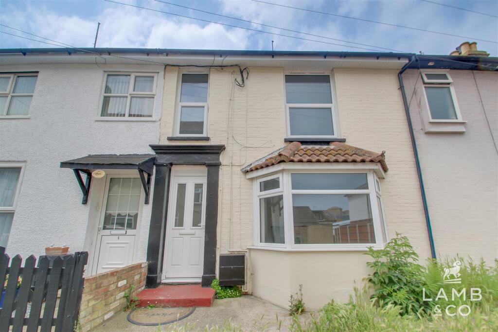 4 bed Mid Terraced House for rent in Walton-on-the-Naze. From Lamb & Co - Clacton on Sea