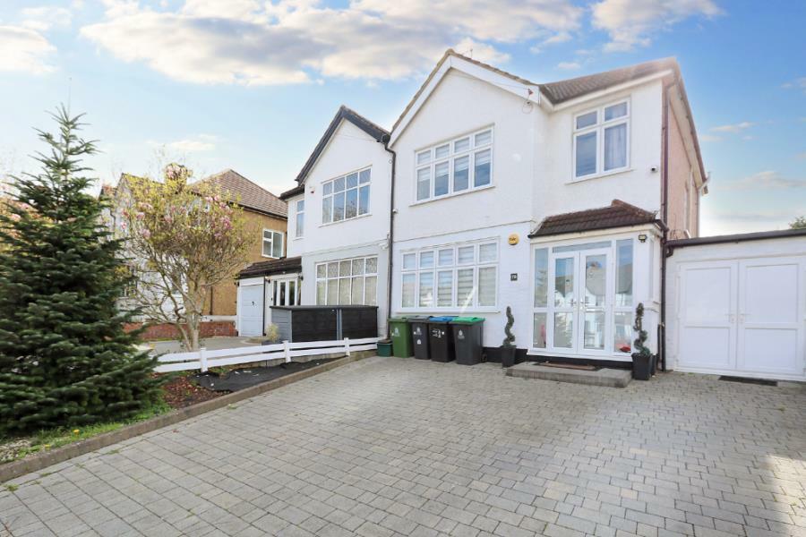 3 bed Semi-Detached House for rent in Surbiton. From Seymours