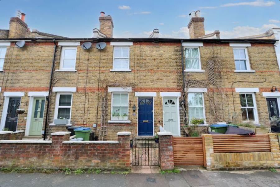 2 bed Mid Terraced House for rent in Thames Ditton. From Seymours
