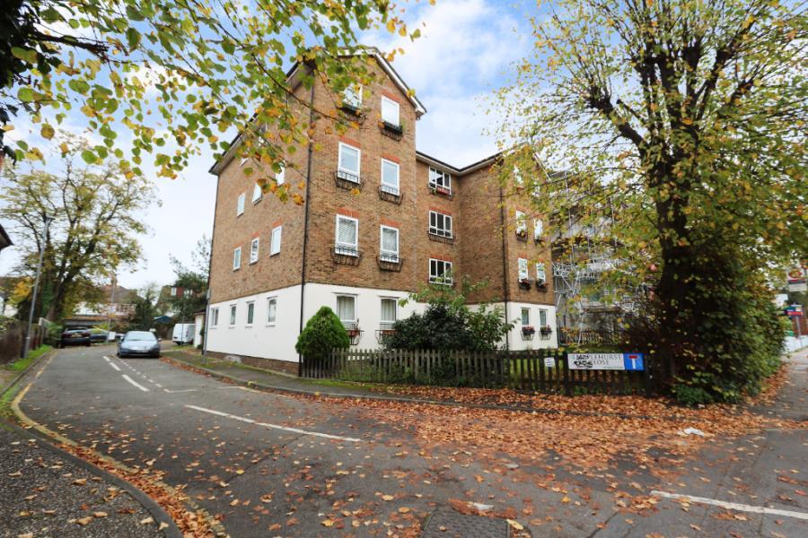 2 bed Apartment for rent in Kingston upon Thames. From Seymours Estate Agents - Surbiton