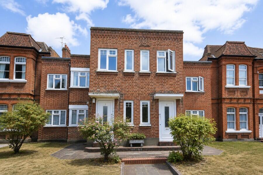 2 bed Apartment for rent in Kingston upon Thames. From Seymours Estate Agents - Surbiton