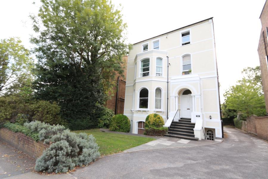 1 bed Apartment for rent in Surbiton. From Seymours Estate Agents - Surbiton
