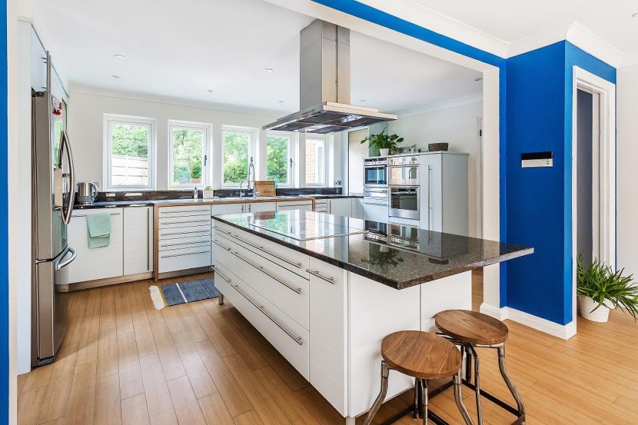 3 bed Semi Detached for rent in Surbiton. From Seymours Estate Agents - Surbiton
