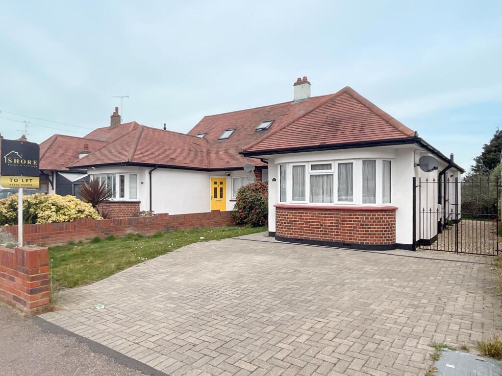 3 bed Bungalow for rent in Southend-on-Sea. From Shore Sales & Lettings - Leigh-On-Sea