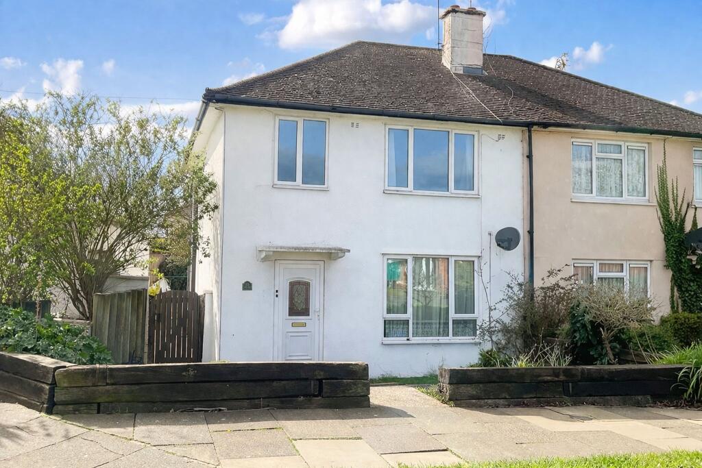 3 bed Semi Detached for rent in Rochford. From Shore Sales & Lettings - Leigh-On-Sea 3 bed Semi Detached for rent in Rochford. From Shore Sales & Lettings - Leigh-On-Sea