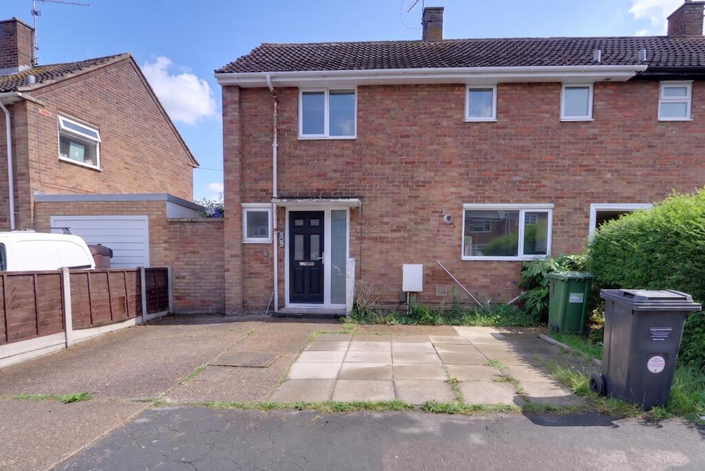 3 bed Mid Terraced House for rent in Basildon. From Shore Sales & Lettings - Leigh-On-Sea 3 bed Mid Terraced House for rent in Basildon. From Shore Sales & Lettings - Leigh-On-Sea