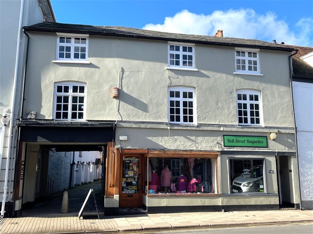 Office for rent in Henley-on-Thames. From Simmons & Sons - Sherfield