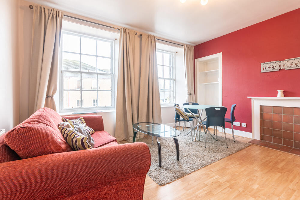 1 bed 1st Floor Flat for rent in Edinburgh. From SouthSide Property Management - Edinburgh
