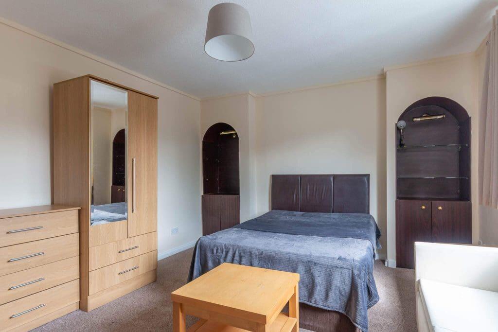 4 bed Flat Share for rent in Edinburgh. From SouthSide Property Management - Edinburgh 4 bed Flat Share for rent in Edinburgh. From SouthSide Property Management - Edinburgh