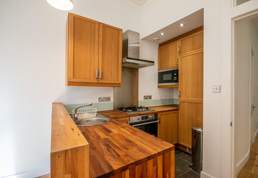 2 bed 1st Floor Flat for rent in Edinburgh. From SouthSide Property Management - Edinburgh