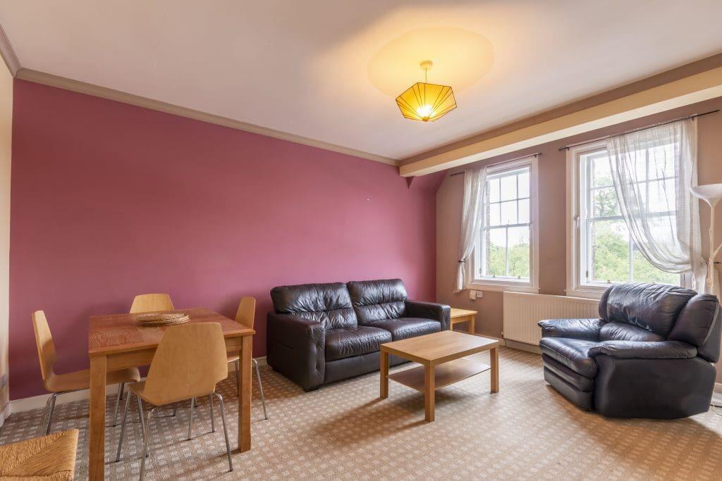 3 bed 1st Floor Flat for rent in Edinburgh. From SouthSide Property Management - Edinburgh