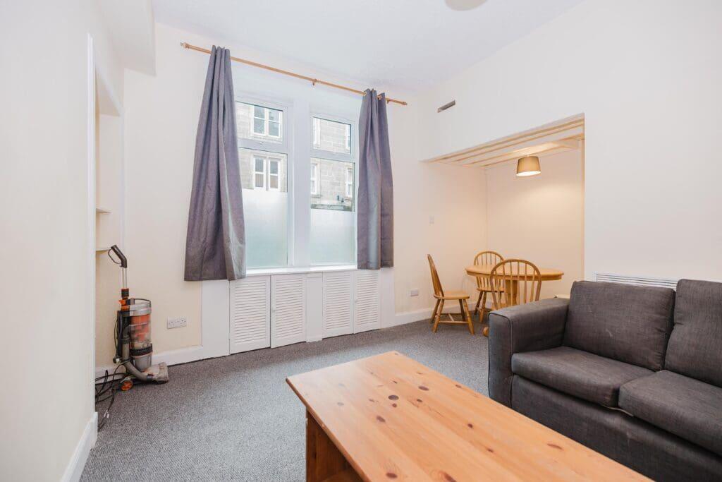 1 bed 1st Floor Flat for rent in Edinburgh. From SouthSide Property Management - Edinburgh 1 bed 1st Floor Flat for rent in Edinburgh. From SouthSide Property Management - Edinburgh