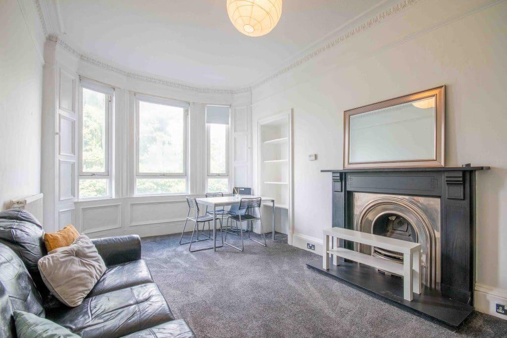 3 bed 1st Floor Flat for rent in Edinburgh. From SouthSide Property Management - Edinburgh