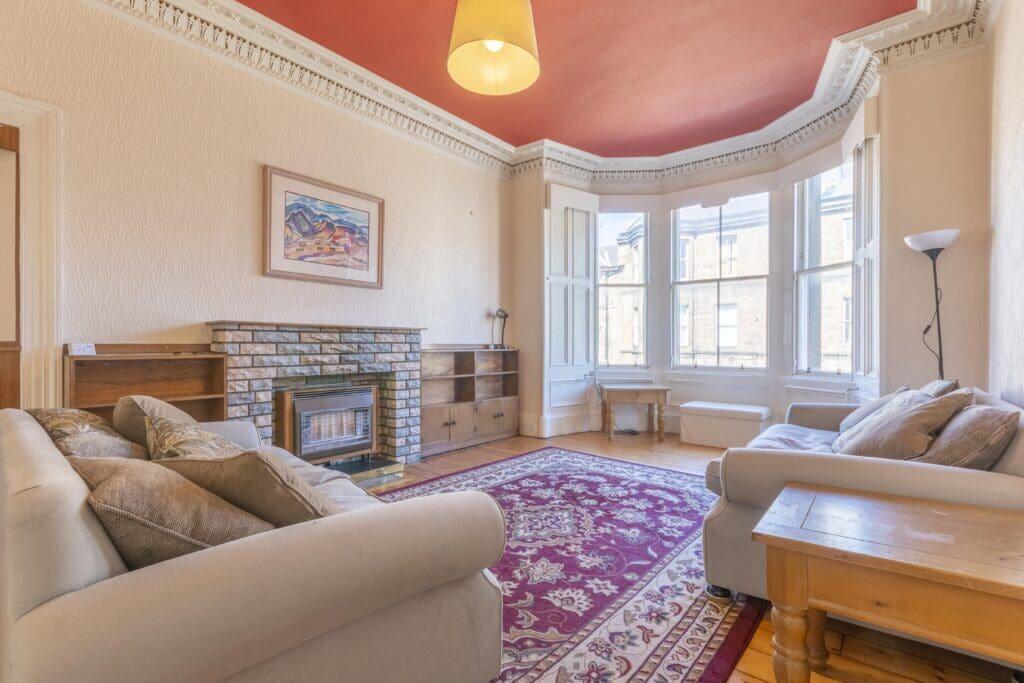 3 bed 1st Floor Flat for rent in Edinburgh. From SouthSide Property Management - Edinburgh