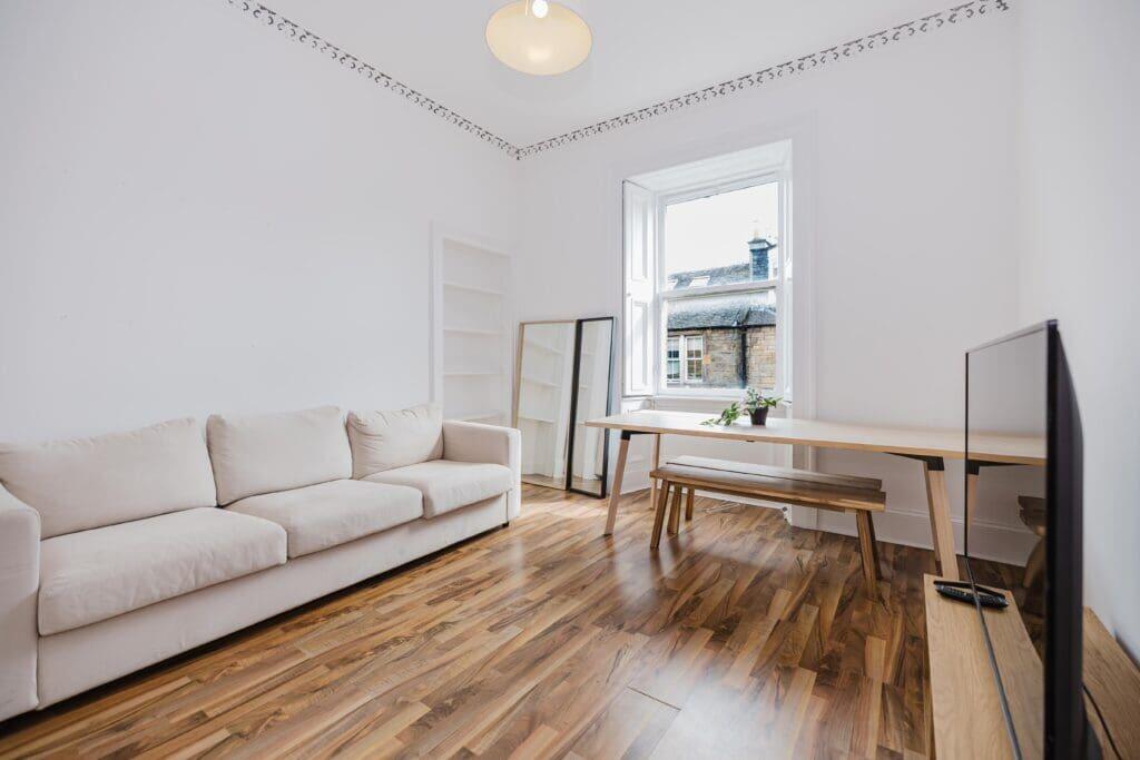 2 bed 1st Floor Flat for rent in Edinburgh. From SouthSide Property Management - Edinburgh