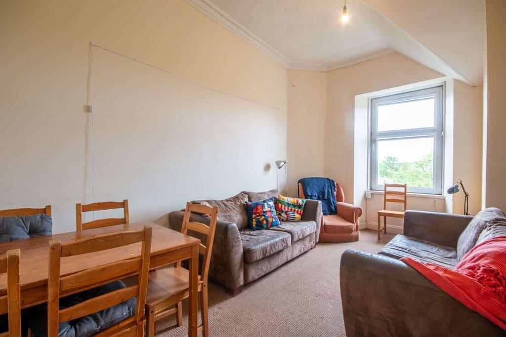 5 bed 1st Floor Flat for rent in Edinburgh. From SouthSide Property Management - Edinburgh