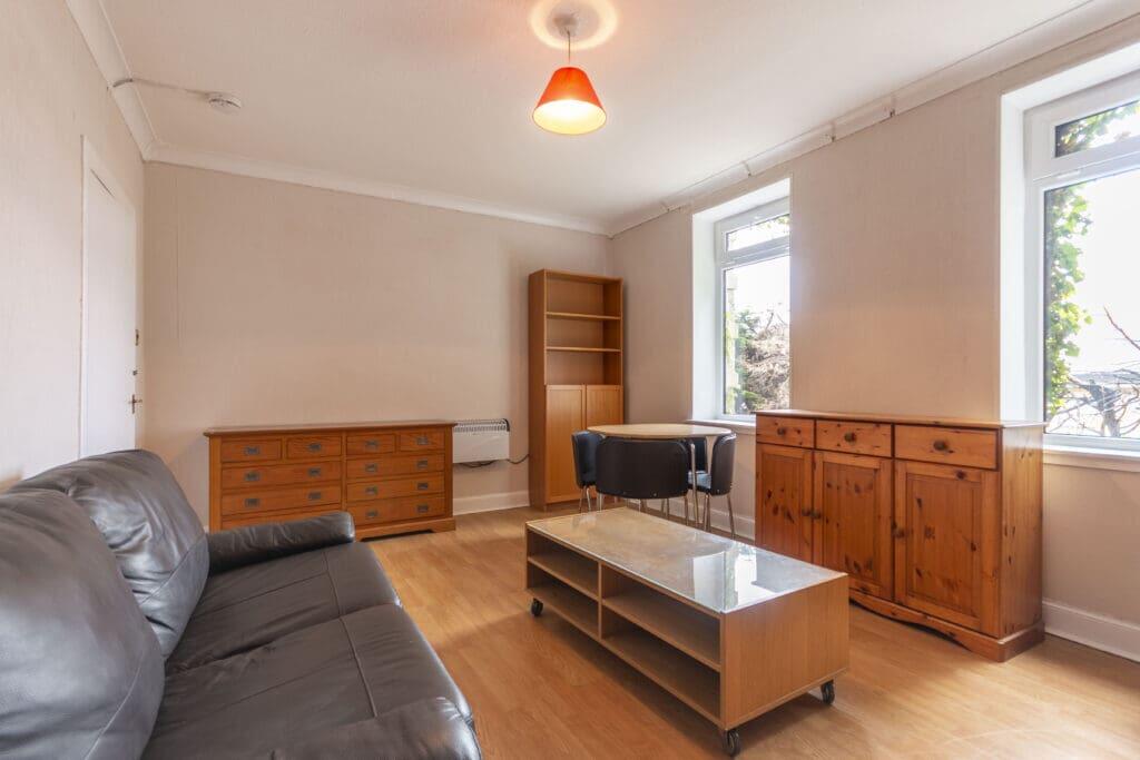 2 bed 1st Floor Flat for rent in Edinburgh. From SouthSide Property Management - Edinburgh