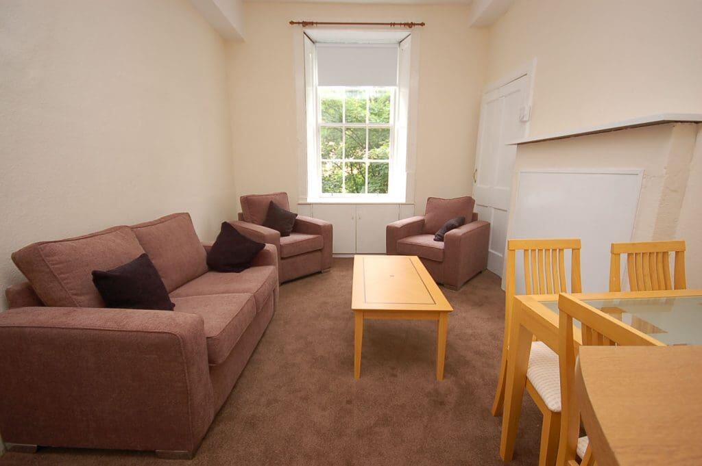 3 bed 1st Floor Flat for rent in Edinburgh. From SouthSide Property Management - Edinburgh