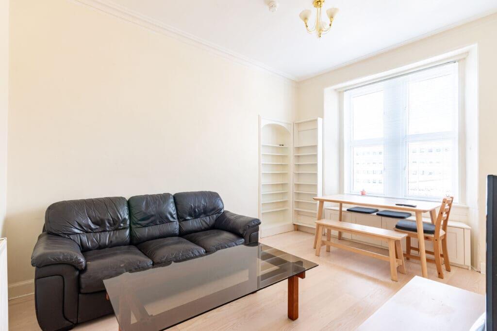 2 bed 1st Floor Flat for rent in Edinburgh. From SouthSide Property Management - Edinburgh