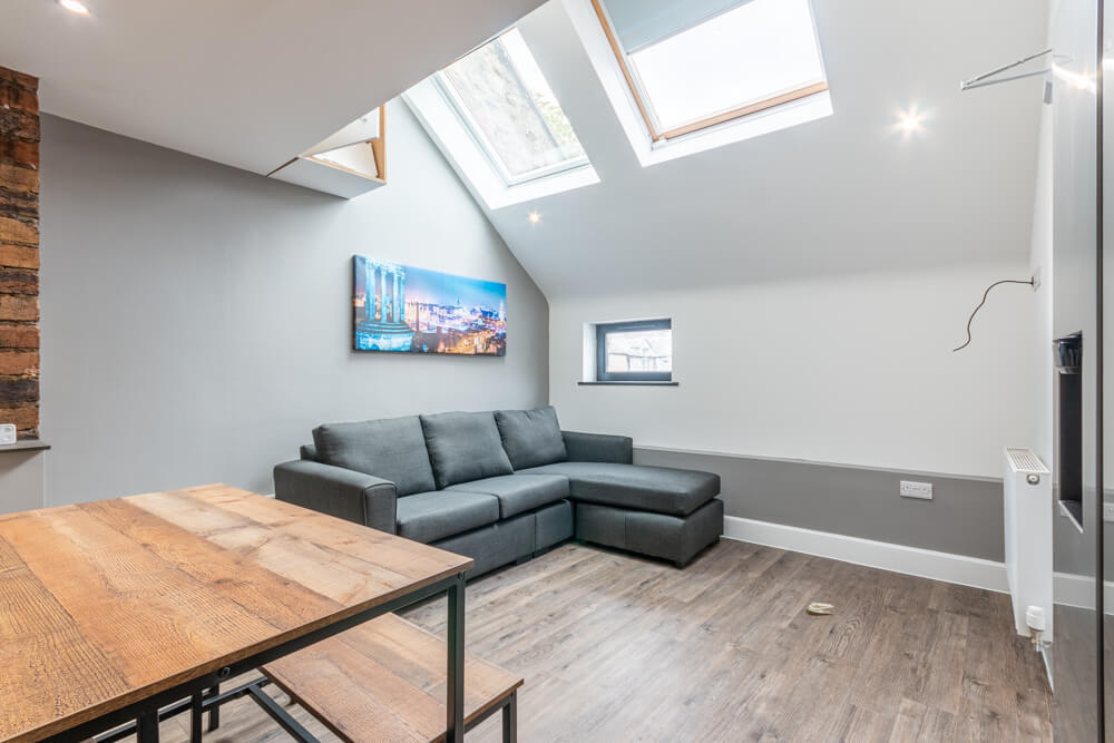 5 bed 1st Floor Flat for rent in Edinburgh. From SouthSide Property Management - Edinburgh