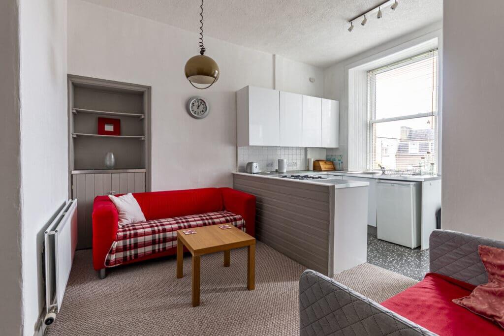 2 bed 1st Floor Flat for rent in Edinburgh. From SouthSide Property Management - Edinburgh