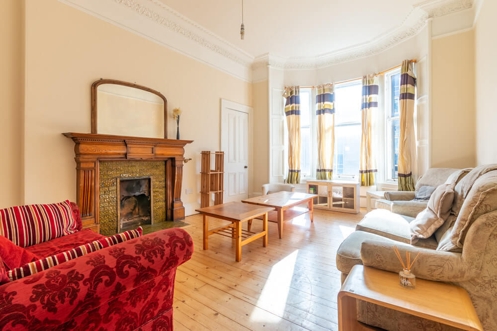 4 bed 1st Floor Flat for rent in Hermiston. From SouthSide Property Management - Edinburgh