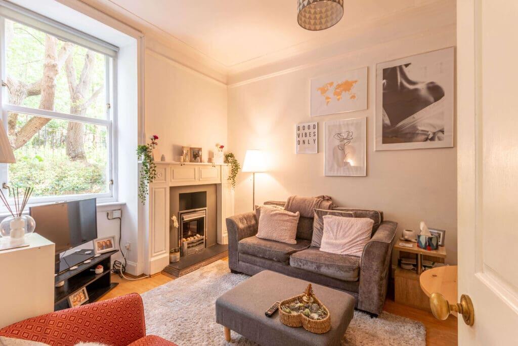 1 bed 1st Floor Flat for rent in Edinburgh. From SouthSide Property Management - Edinburgh 1 bed 1st Floor Flat for rent in Edinburgh. From SouthSide Property Management - Edinburgh