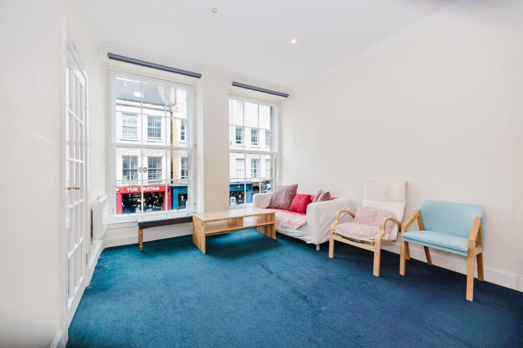 1 bed 1st Floor Flat for rent in Edinburgh. From SouthSide Property Management - Edinburgh
